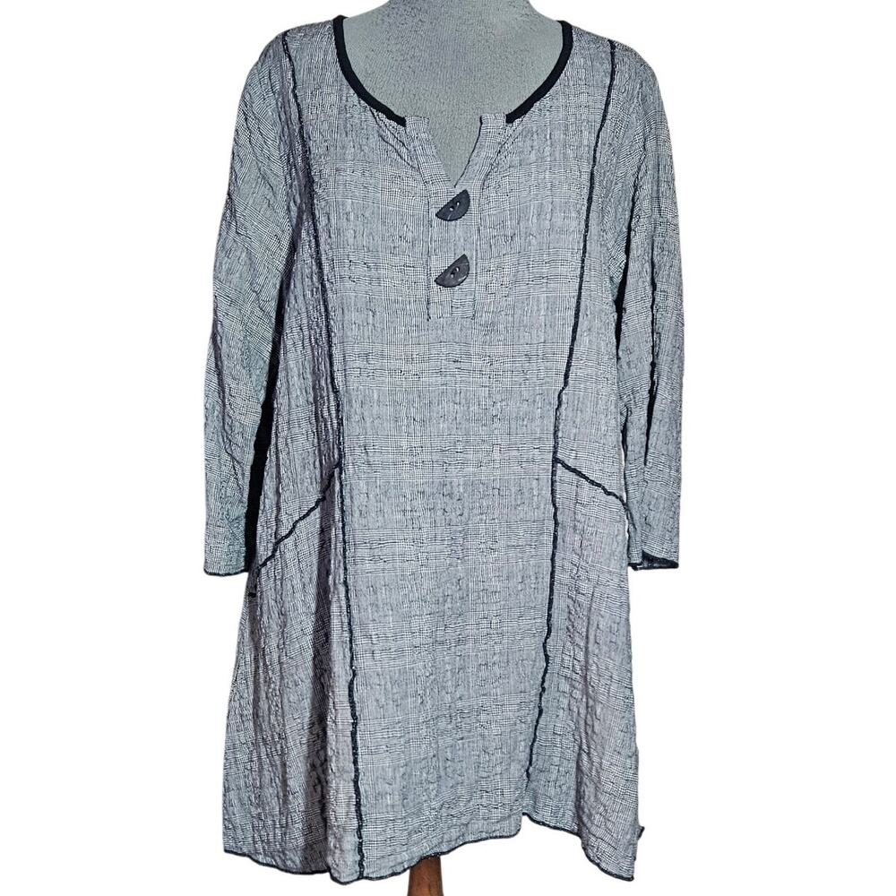 Linen and Cotton Blend Blouse Size Medium